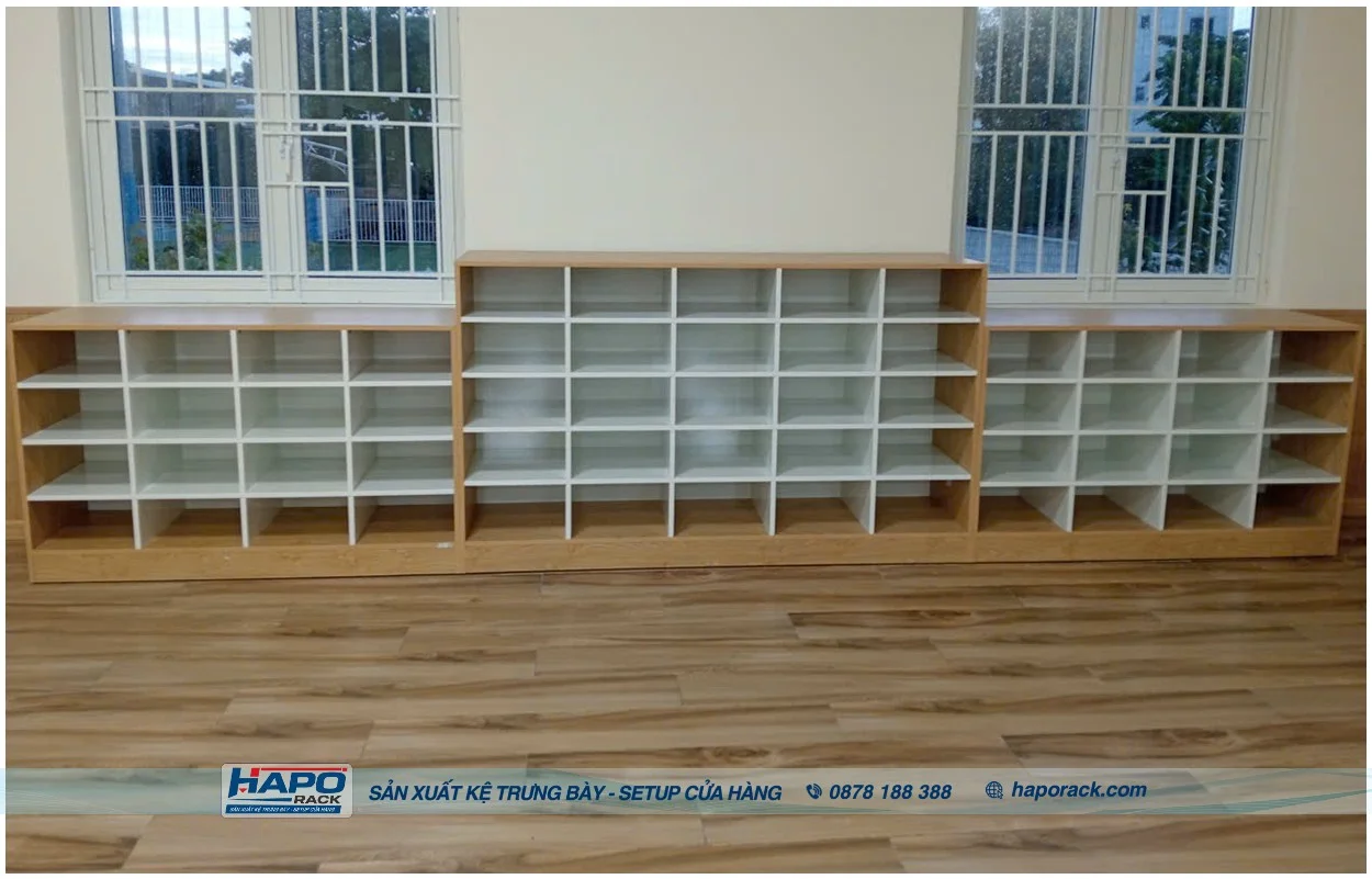 Kệ Trưng Bày Hàng Hóa: Bí Quyết Giúp Cửa Hàng Thu Hút Khách Hàng