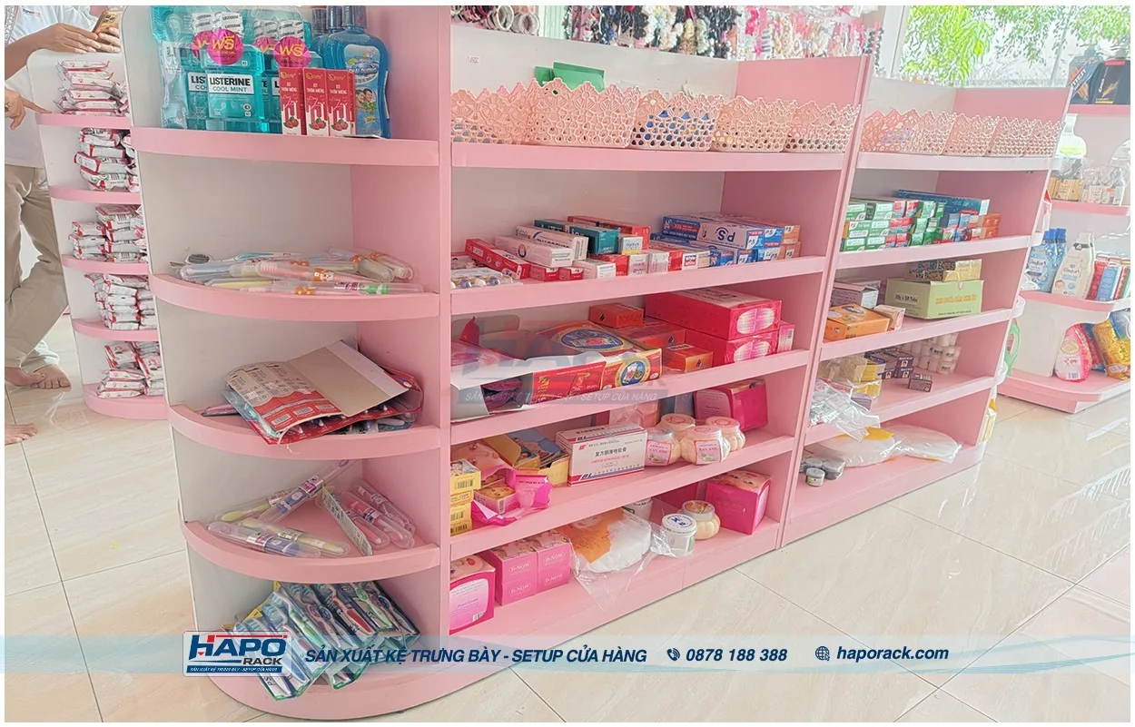 Kệ Trưng Bày Sản Phẩm – Xu Hướng Thiết Kế Cửa Hàng Hiện Nay