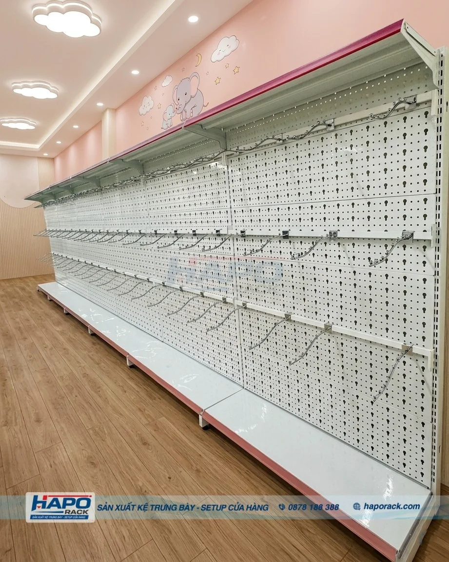 HAPO Rack lắp đặt kệ trưng bày cửa hàng mẹ và bé chuyên nghiệp