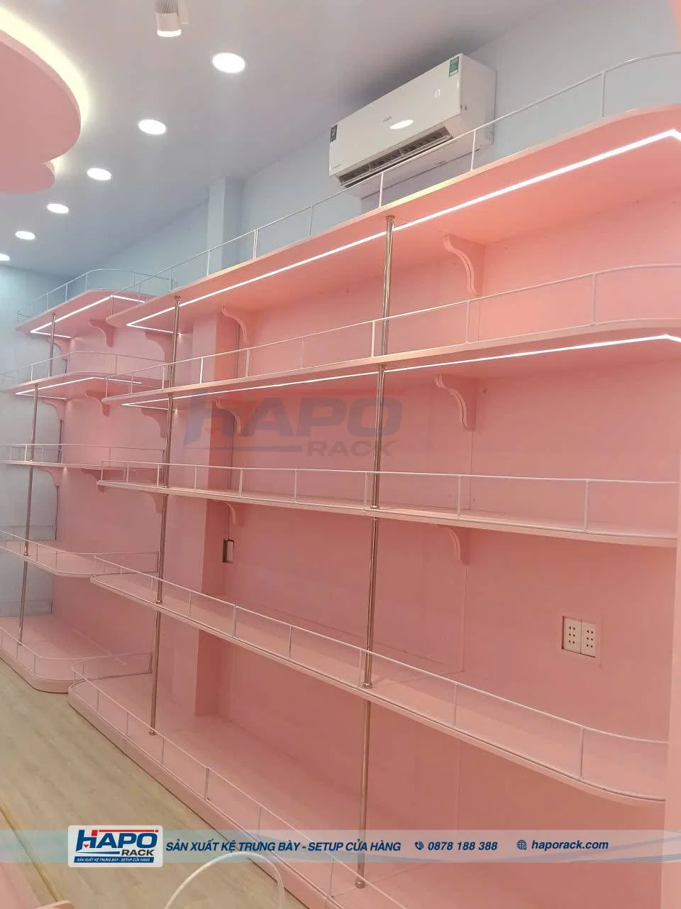 HAPO Rack Thi Công Kệ Trưng Bày Shop Gấu Bông BENI BEAR Tại P. Hạnh Thông
