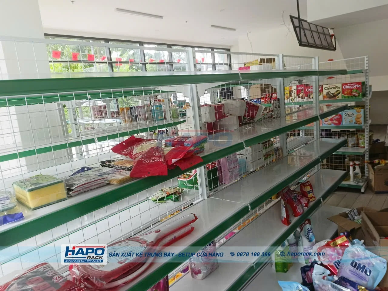 Lắp Đặt Kệ Siêu Thị Mini Tại Vinhomes Grand Park, P. Long Bình, TP. Thủ Đức