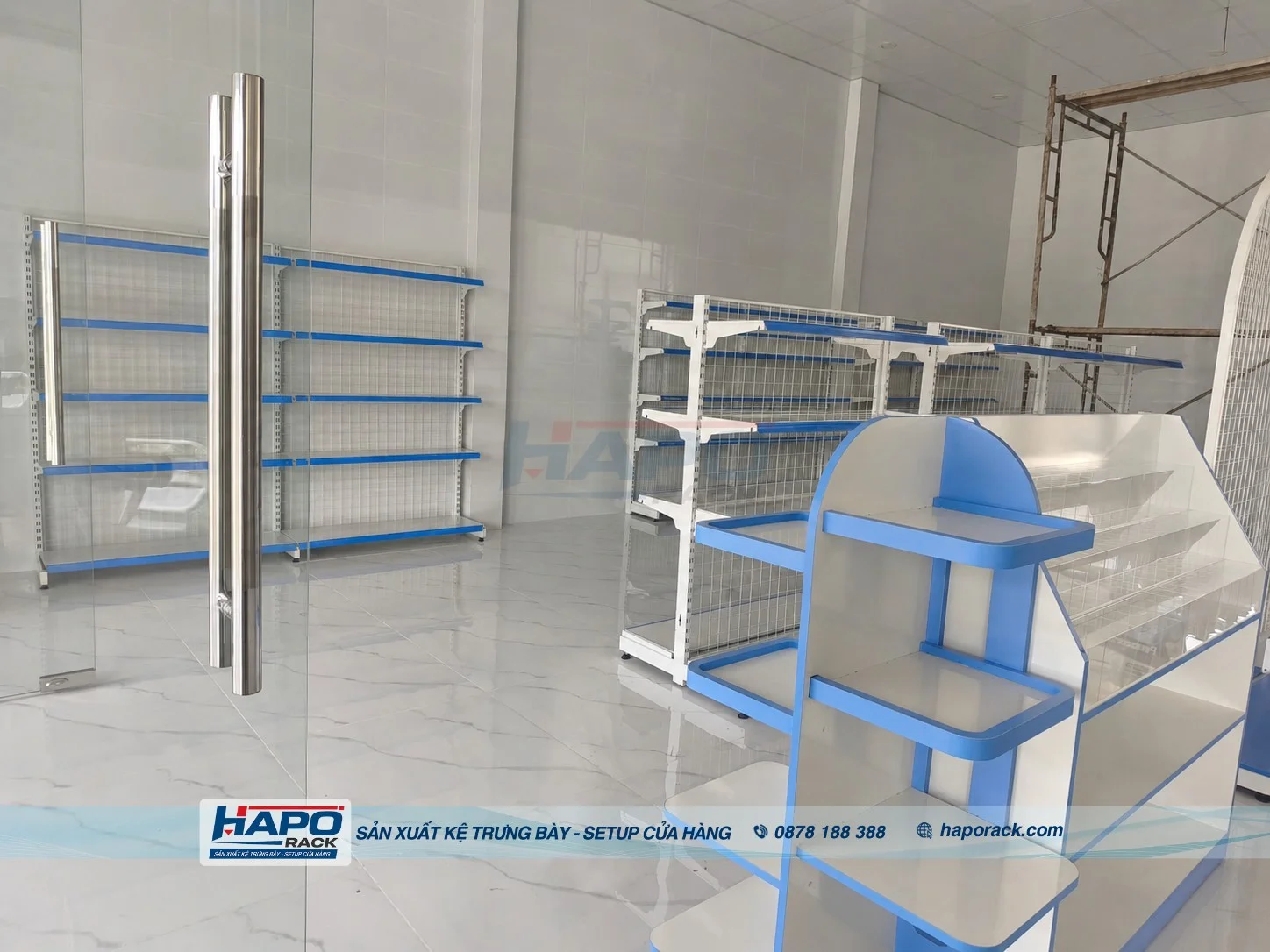 Thi Công Kệ Văn Phòng Phẩm Chuyên Nghiệp Cho Cửa Hàng Tại Gò Dầu, Tây Ninh