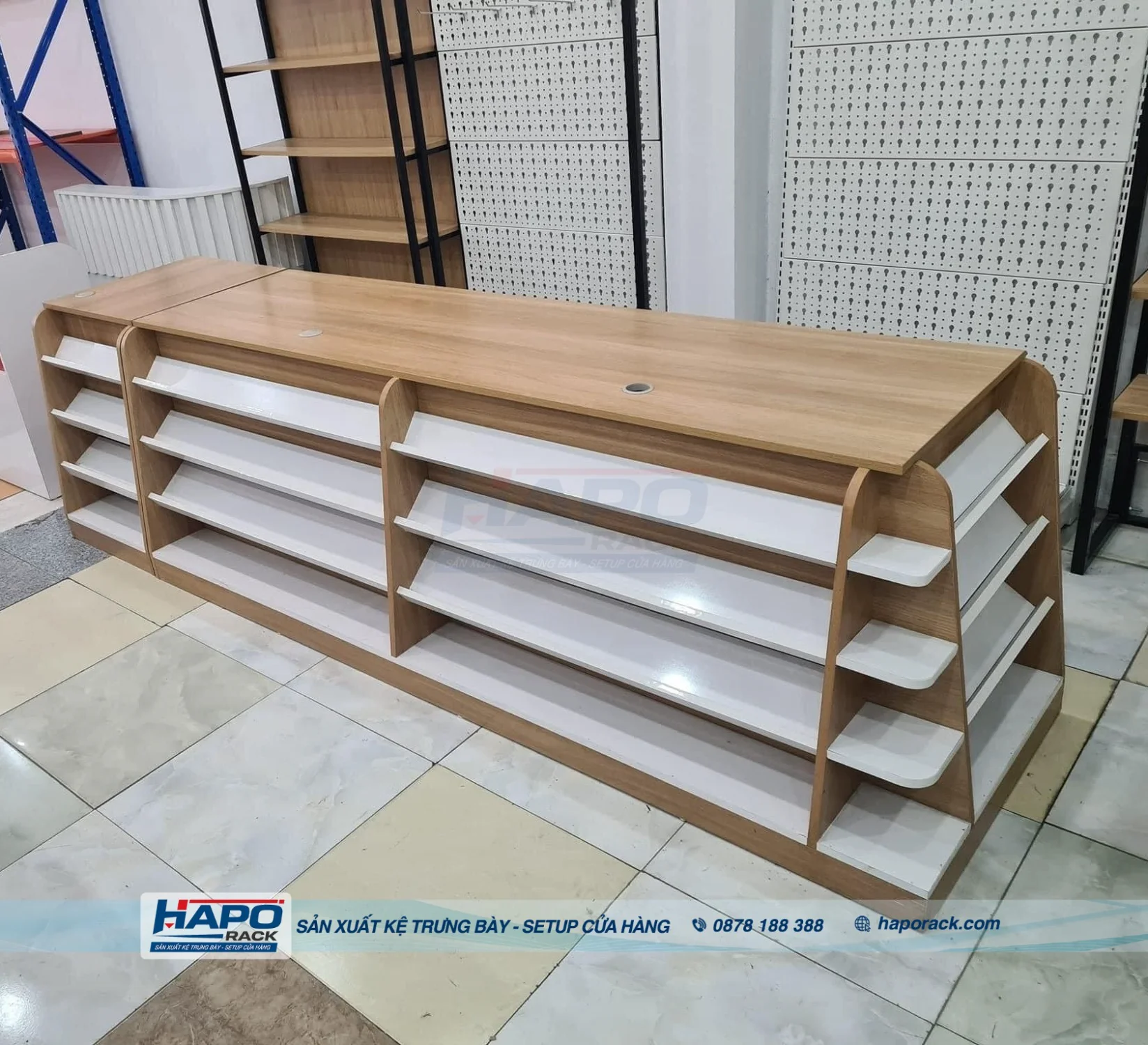 Bàn Thu Ngân Hiện Đại 2027 – Gọn Đẹp, Dễ Bố Trí
