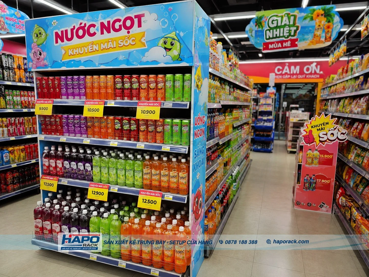 Giá Kệ Trưng Bày Nước Ngọt Cho Cửa Hàng – Đẹp, Bền, Chắc Chắn