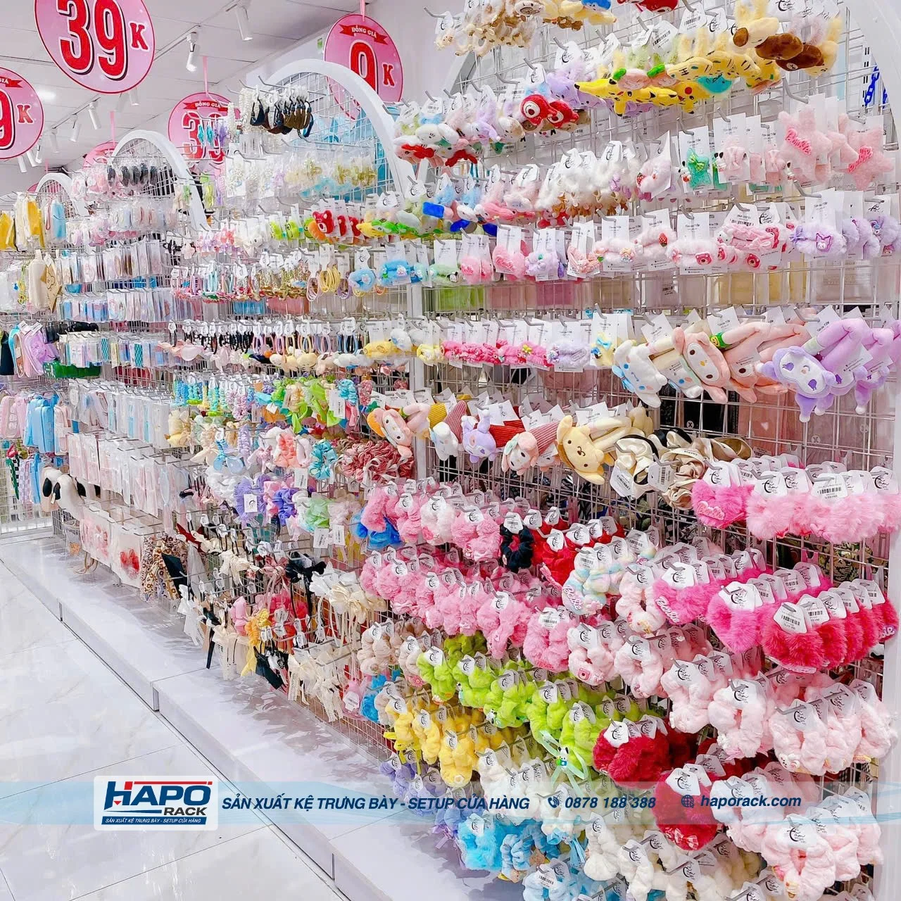 Giá Treo Phụ Kiện Tóc Cho Shop – Nhiều Móc, Dễ Trưng Bày Sản Phẩm