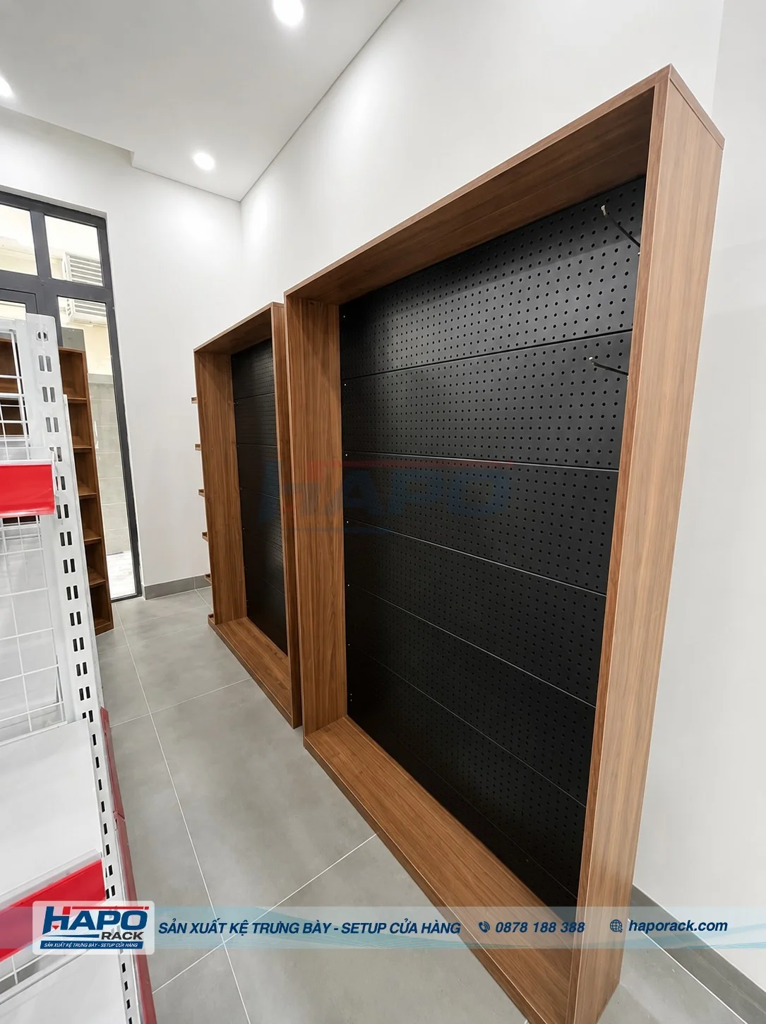 Kệ Móc Treo Phụ Kiện Điện Thoại Giá Tốt – Đẹp, Bền, Dễ Sắp Xếp