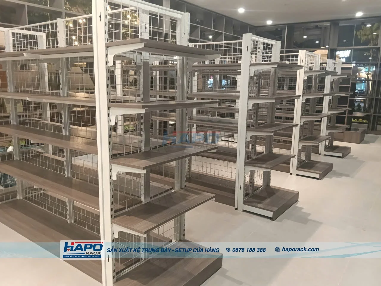 Kệ Siêu Thị Lưng Lưới Xã Bàu Lâm