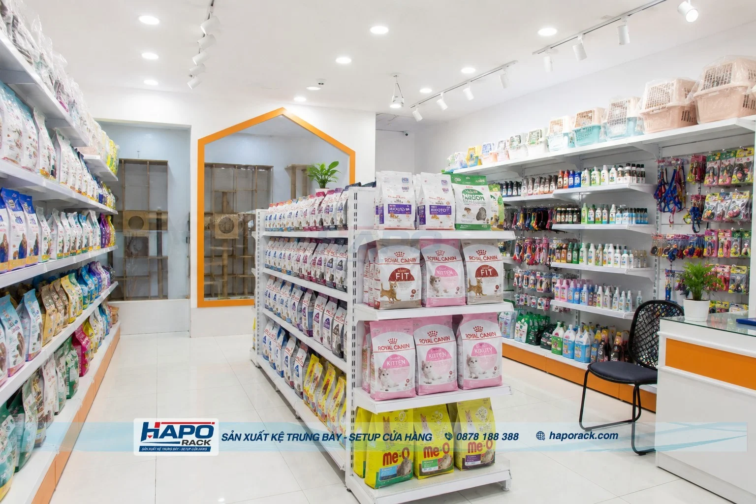Kệ Thức Ăn Chó Mèo 2027 – Mẫu Kệ Trưng Bày Đẹp, Chịu Tải Tốt