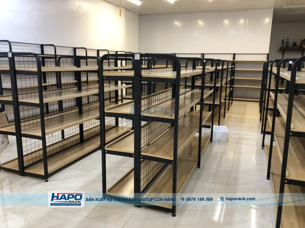 Kệ Trưng Bày Nước Ngọt Đẹp Giá Tốt – Bền Chắc, Chịu Tải Tốt