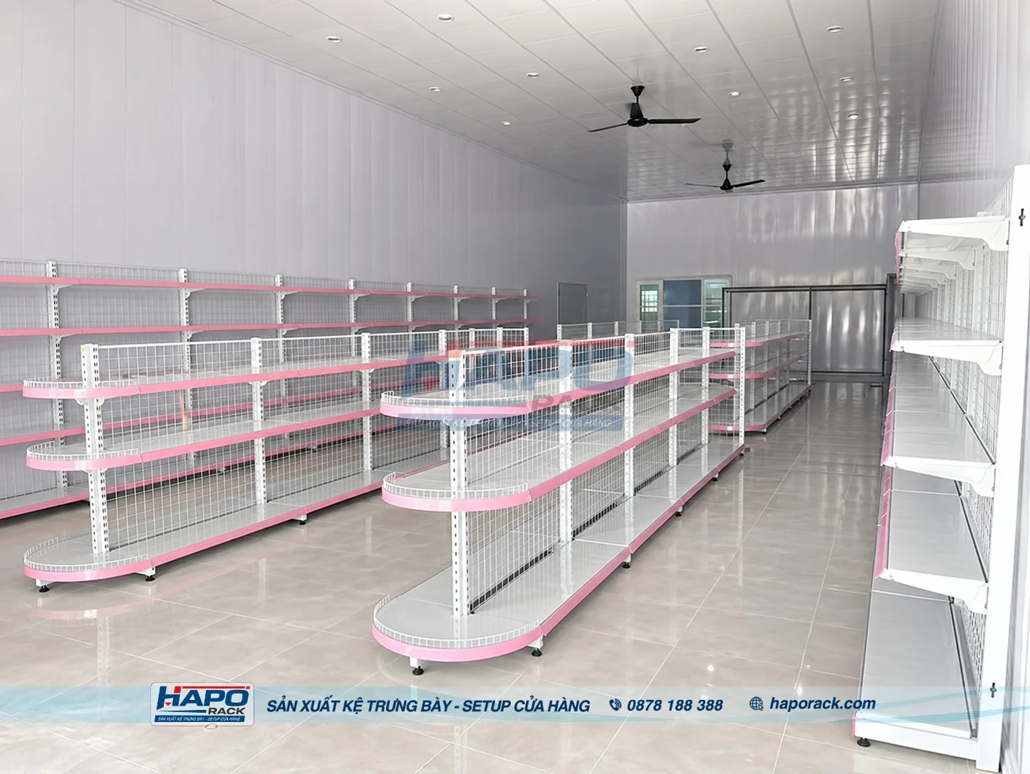 Kệ Bán Nguyệt Trưng Bày Hàng Khuyến Mãi: Ưu Điểm Và Cách Bố Trí