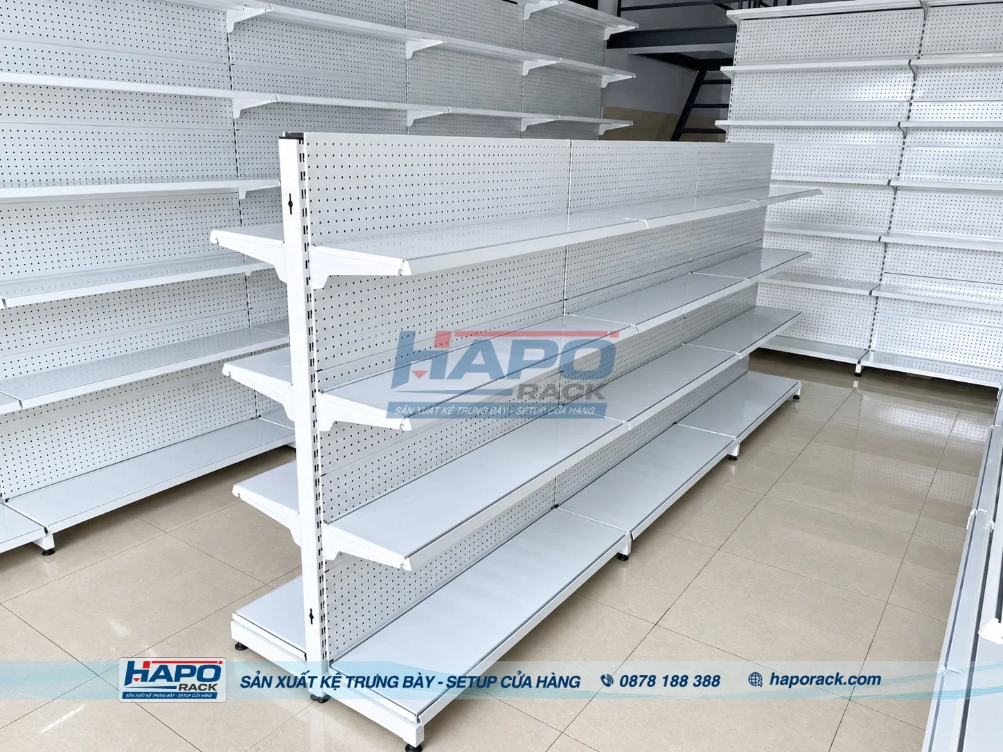 Kệ Đôi Lưng Tôn Lỗ Bền Chắc – Tối Ưu Không Gian Trưng Bày