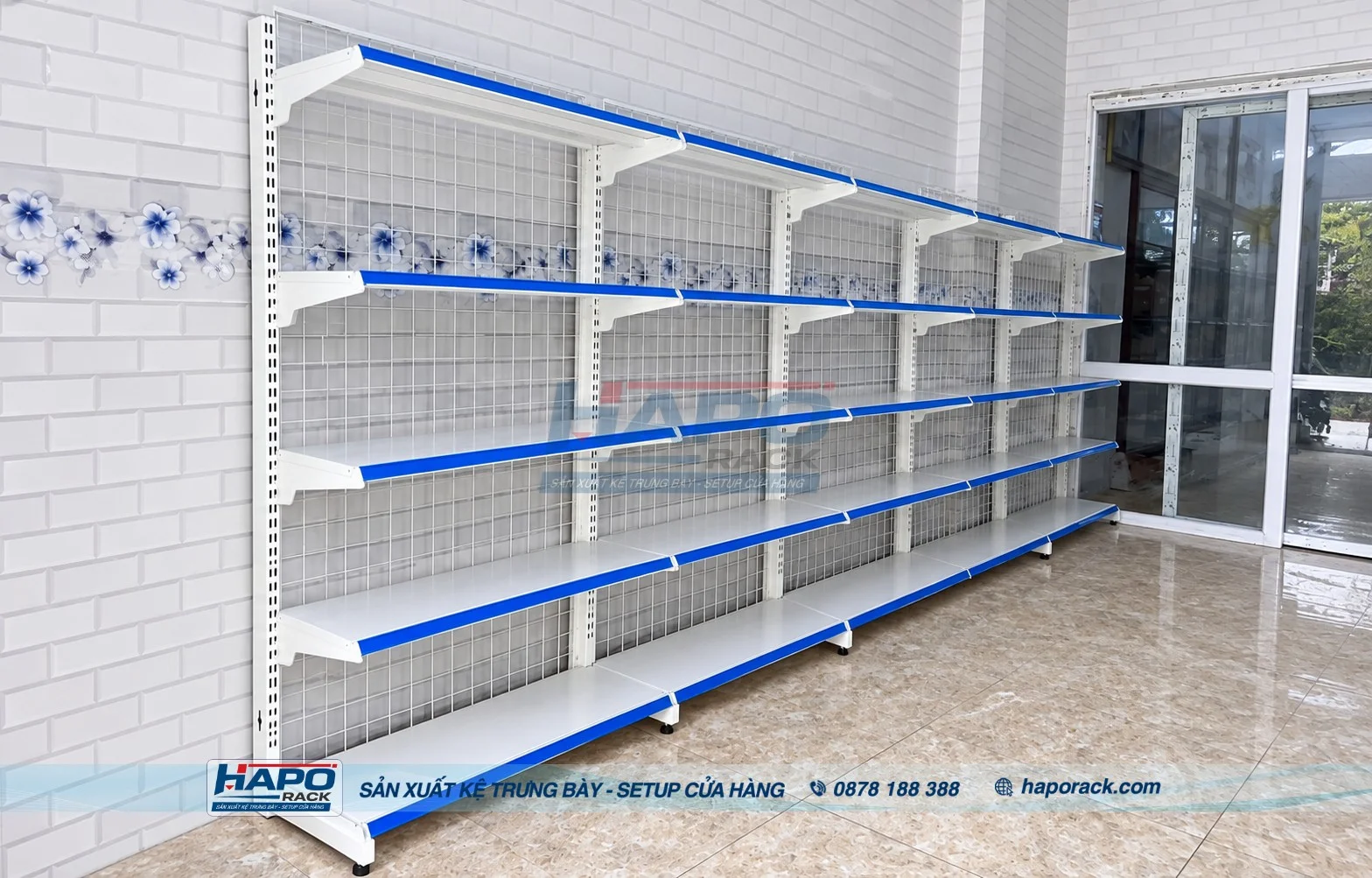 Kệ Đơn Lưng Lưới Có Bền Không? Ưu Nhược Điểm Cần Biết