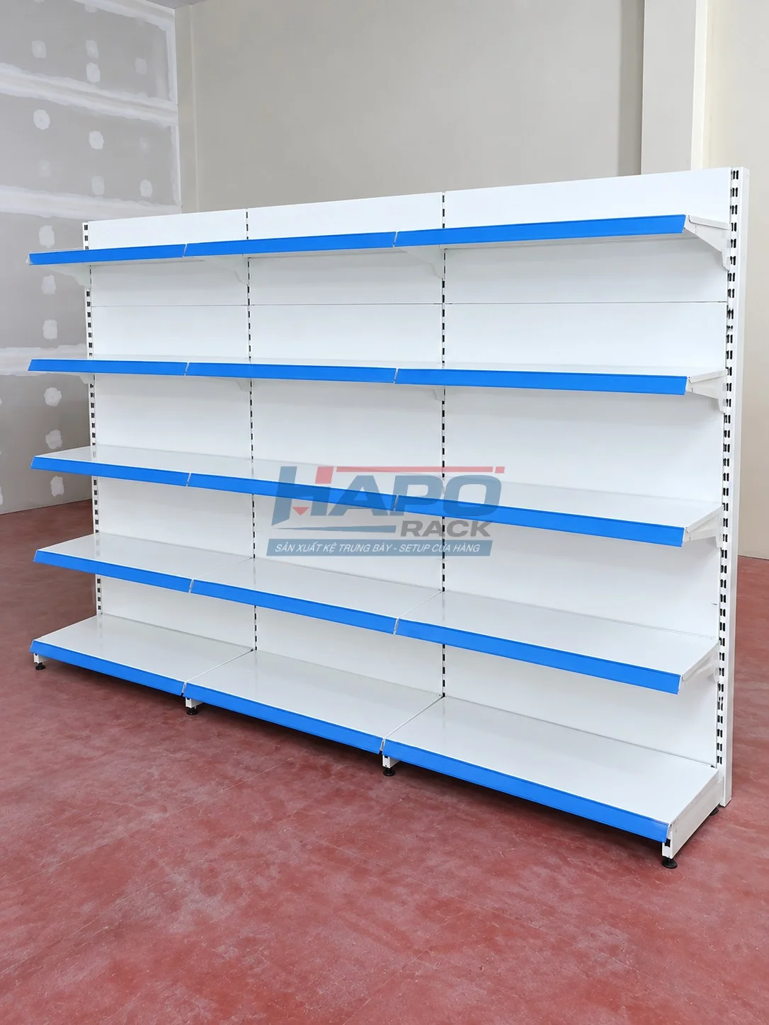 Kệ Đơn Lưng Tôn Liền Giá Rẻ – Phù Hợp Mọi Cửa Hàng