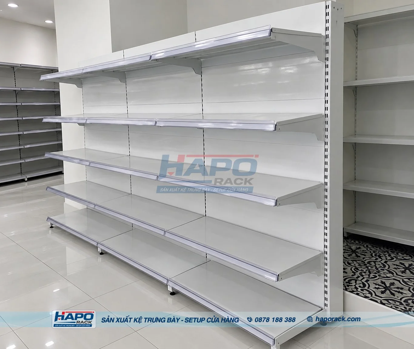 Kệ Lưng Tôn Liền 5 Tầng | Kệ Trưng Bày Hàng Hóa Giá Tốt
