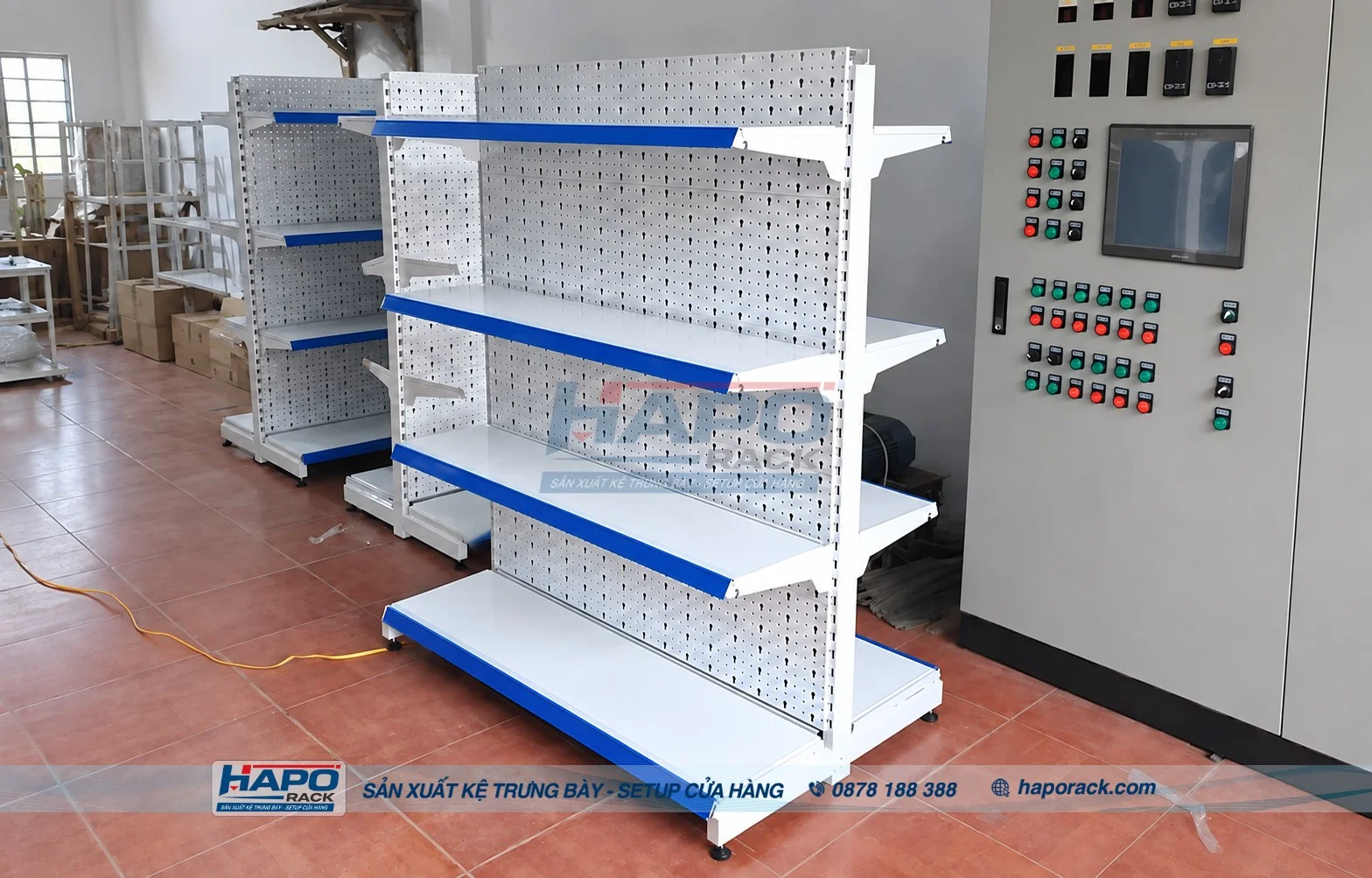 Kệ Lưng Tôn Lỗ 4 Tầng Bền Đẹp, Dễ Lắp Đặt