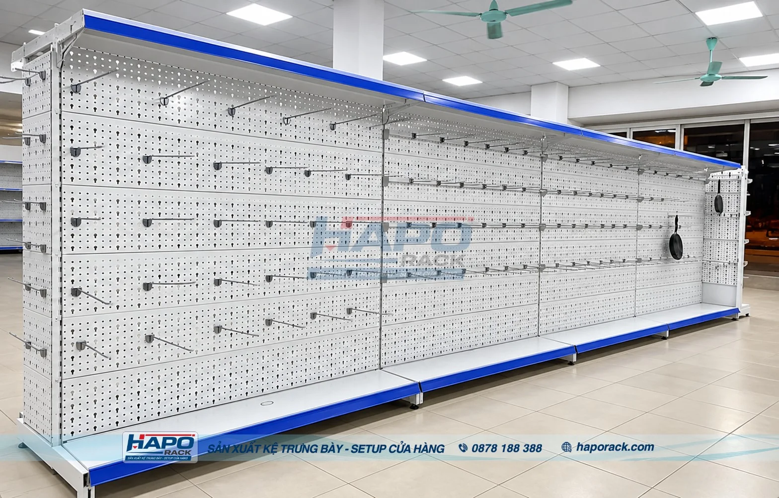 Kệ Móc Treo Phụ Kiện Tạp Hóa Có Tốt Không? Xem Trước Khi Mua