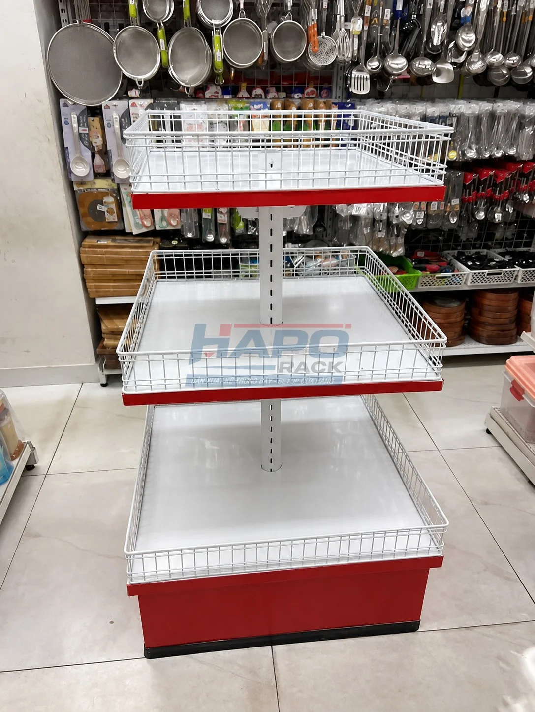 Kệ Vuông Siêu Thị Kích Thước Bao Nhiêu? Cách Chọn Theo Diện Tích