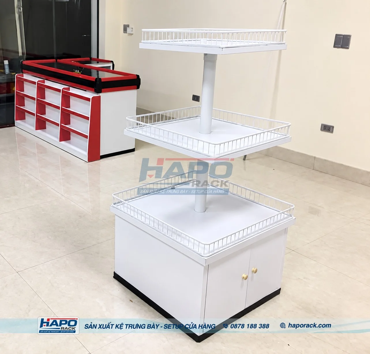 Kệ Vuông Siêu Thị Trưng Bày Hàng Gì? Cách Sắp Xếp Dễ Lấy