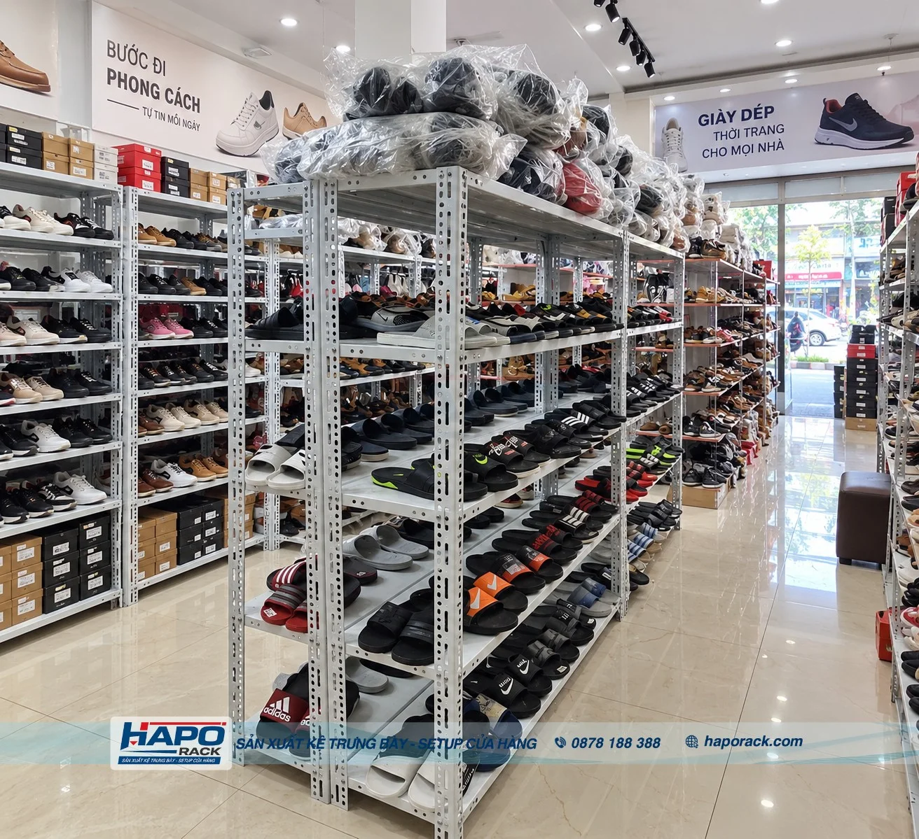 Top Kệ Cửa Hàng Giày Dép Đẹp, Hiện Đại, Tiết Kiệm Diện Tích