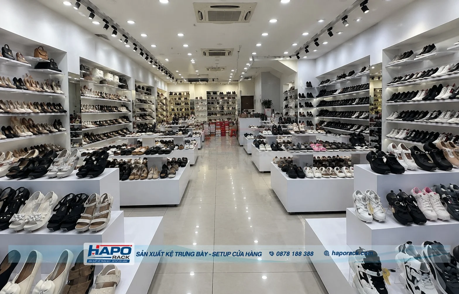 Top Kệ Trưng Bày Giày Đẹp, Hiện Đại, Tạo Điểm Nhấn Cho Shop