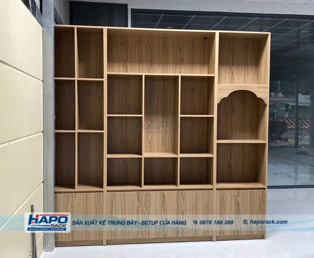 HOÀN THIỆN BÀN THU NGÂN & HỆ TỦ KỆ TRƯNG BÀY TẠI BÌNH CƠ – TP.HCM ( TÂN UYÊN – BÌNH DƯƠNG cũ)