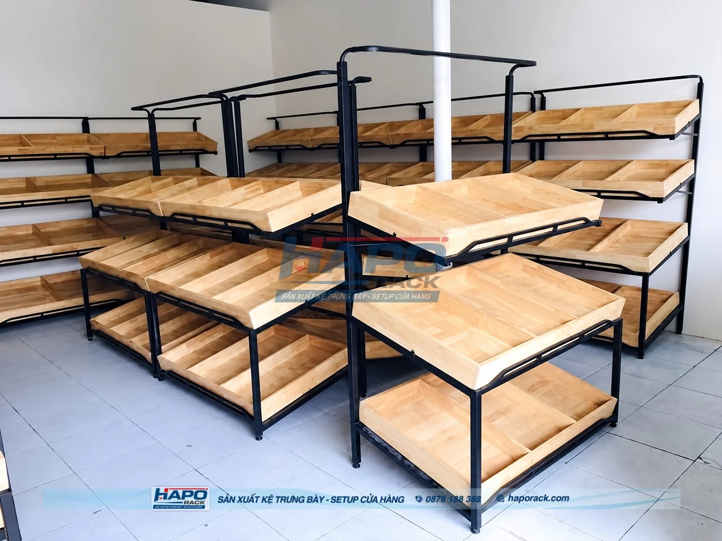 - Đặc điểm nổi bật của kệ rau củ quả trong siêu thị hiện đại