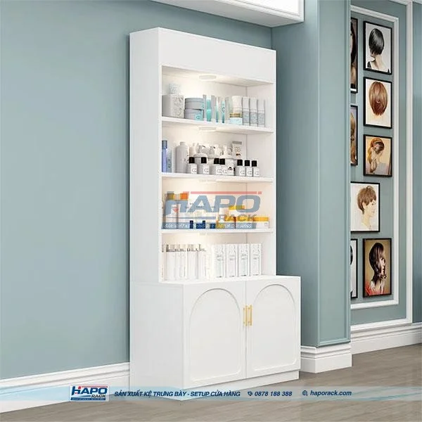 Kệ gỗ hay kệ sắt phù hợp với không gian cửa hàng hiện đại