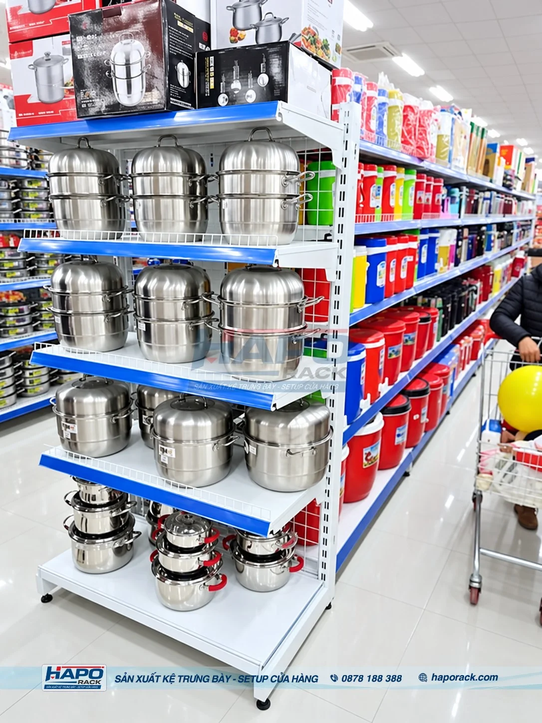 Kệ gỗ trưng bày đồ gia dụng hai mặt