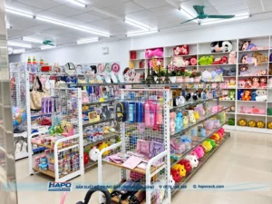 KỆ GỖ TRƯNG BÀY ĐỒ LƯU NIỆM - ảnh 5