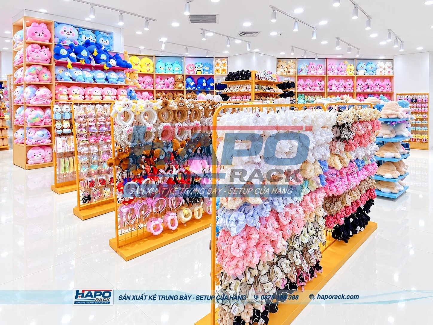 Kệ móc treo phụ kiện dễ quan sát sản phẩm