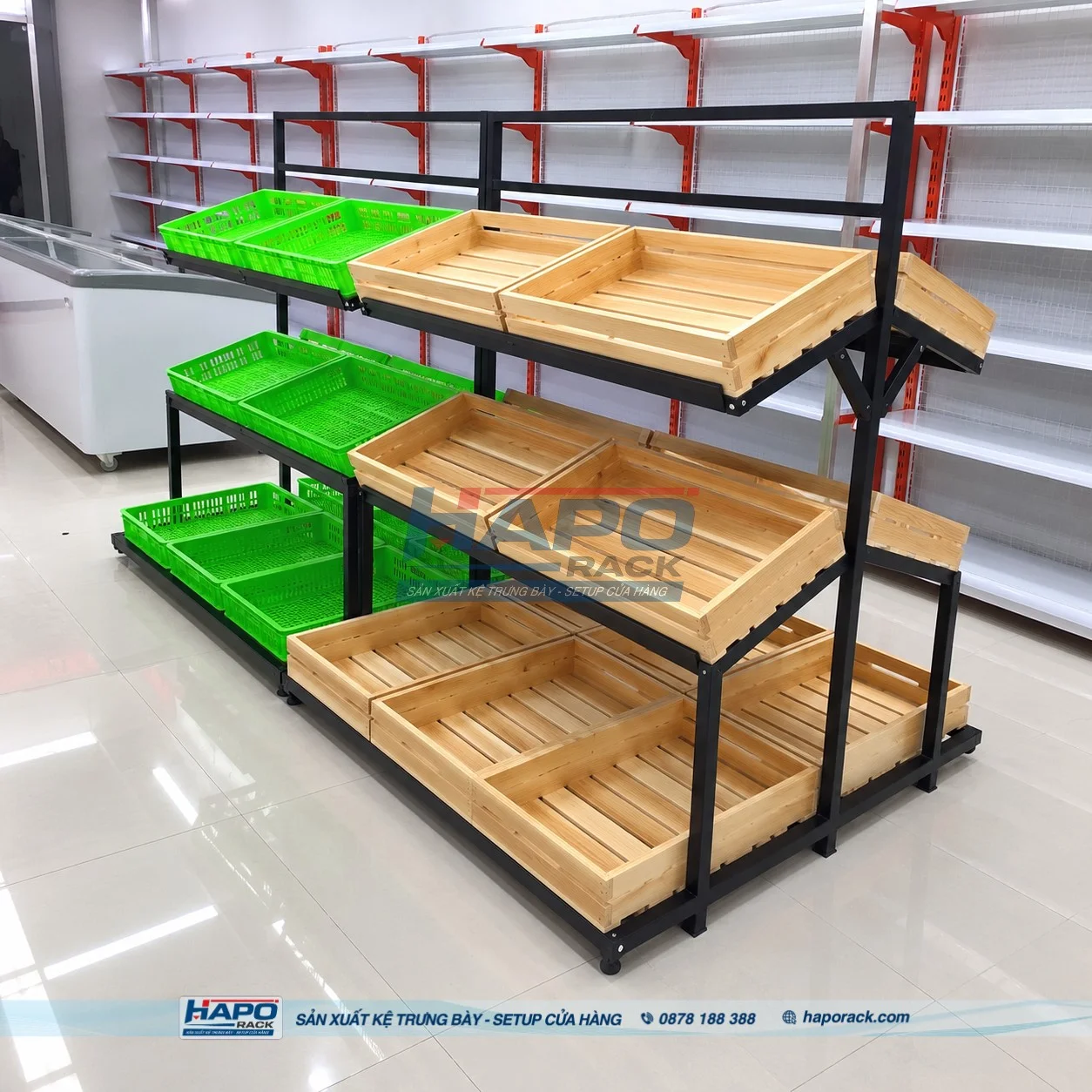 Kệ rau củ quả nhiều tầng giúp sắp xếp nông sản gọn gàng