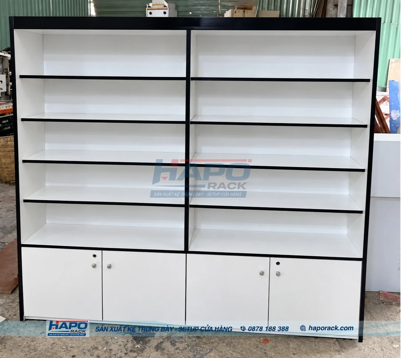 Kệ Trưng Bày Mỹ Phẩm Theo Yêu Cầu – Phù Hợp Từng Mặt Bằng