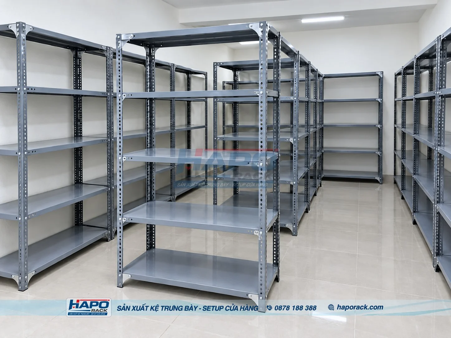 Kệ V Lỗ Cho Kho Nhỏ – Tối Ưu Diện Tích Lưu Trữ
