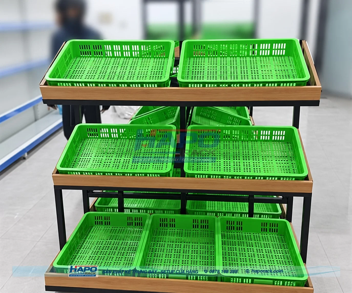 Mẫu kệ rau sạch bằng gỗ tạo không gian cửa hàng tự nhiên