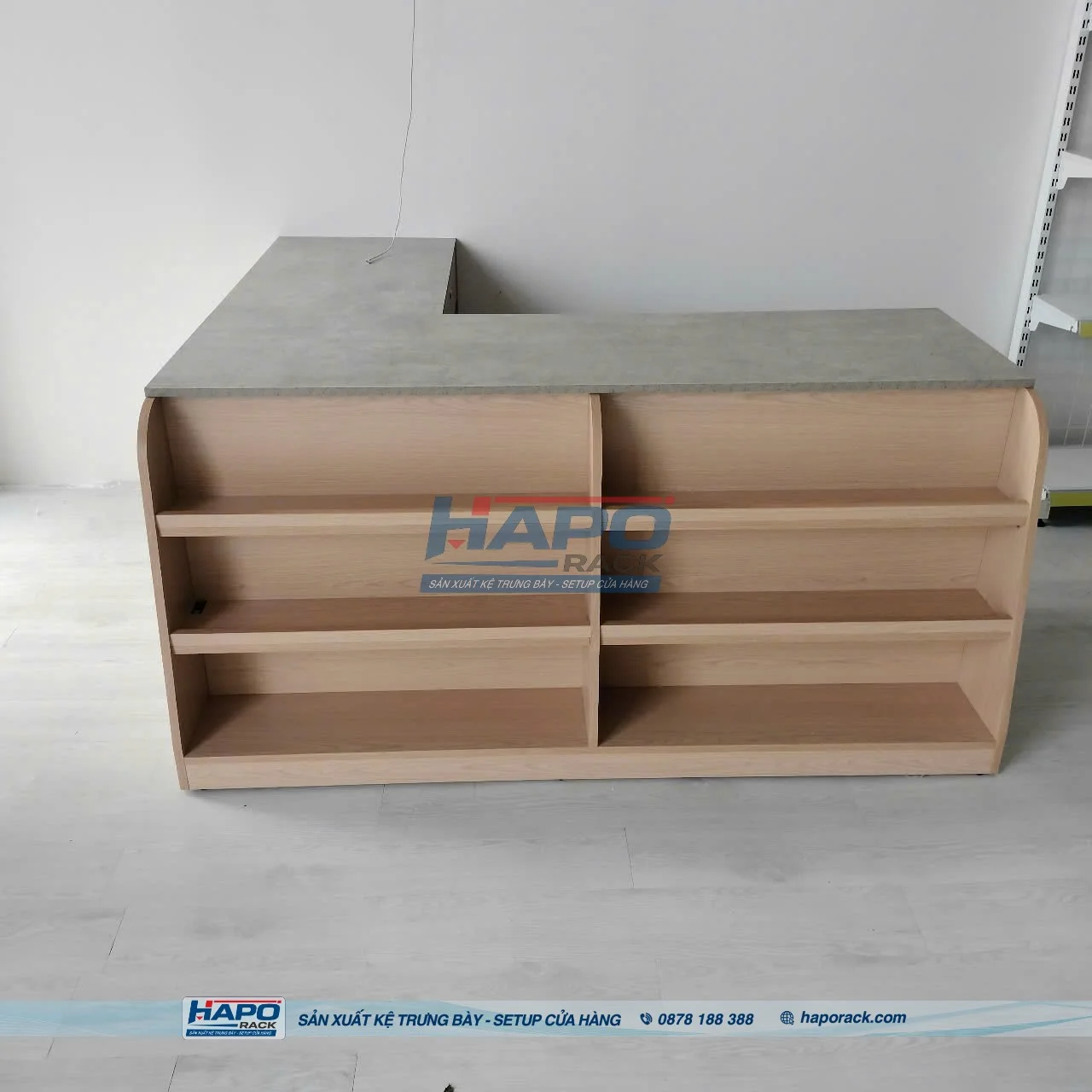 Quầy thu ngân mini bằng sắt sơn tĩnh điện hiện đại