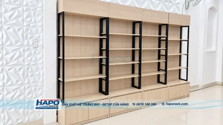 SETUP KỆ TRƯNG BÀY, BÀN THU NGÂN CHO CỬA HÀNG ĐẶT SẢN VÀ TRÁI CÂY TẠI TP. HCM